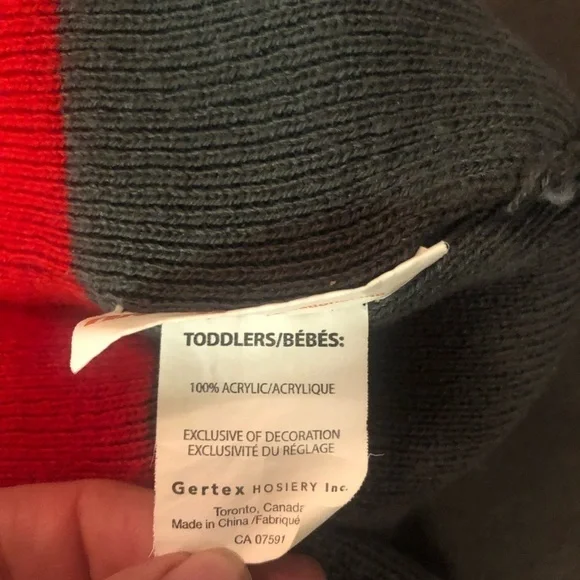 2 Toddler Toques - Picture 5 of 7